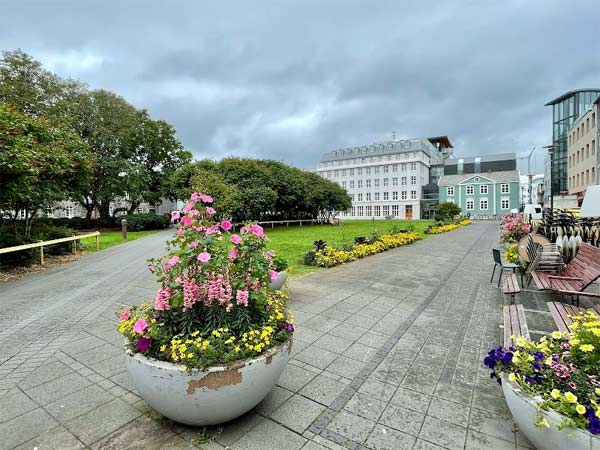 Plaza Austurvöllur - El corazón histórico